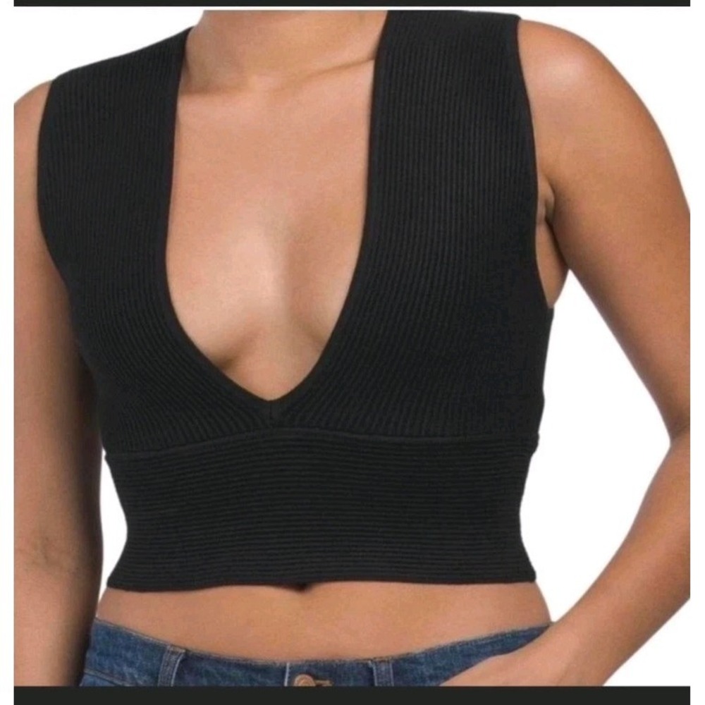 House Of‎ Harlow 1960 Ribbed Sleeveless Crop Top SM Black Deep V-Neck